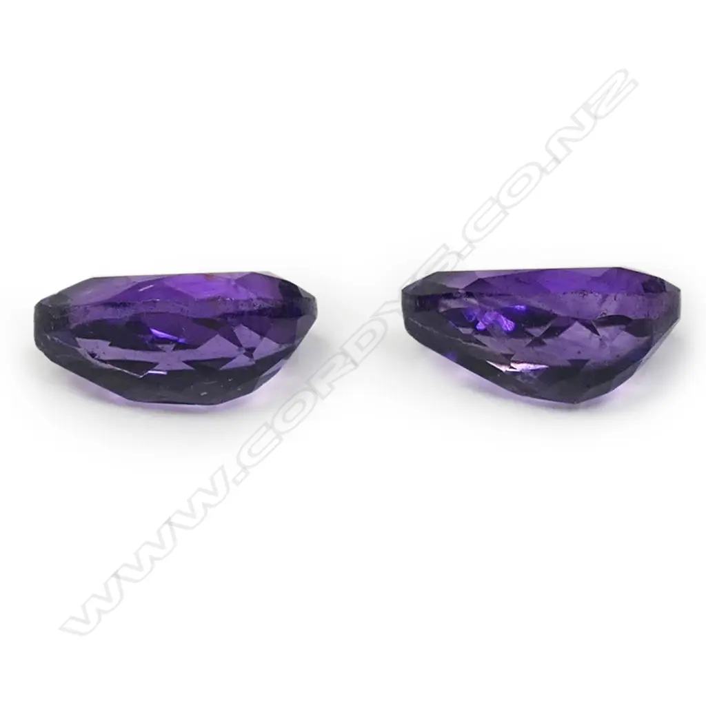 A pair of amethyst gemstones, Image 1++