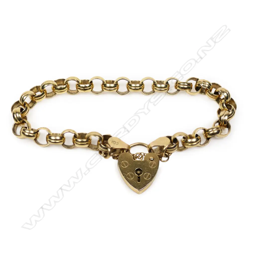 A 9ct yellow gold belcher link bracelet, Image 1++