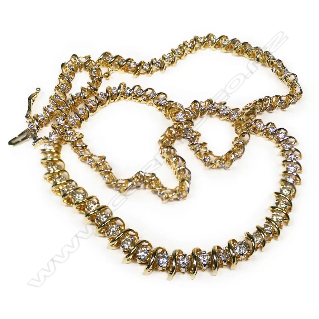 A 14ct yellow gold and diamond graduated link necklace, Image 1++