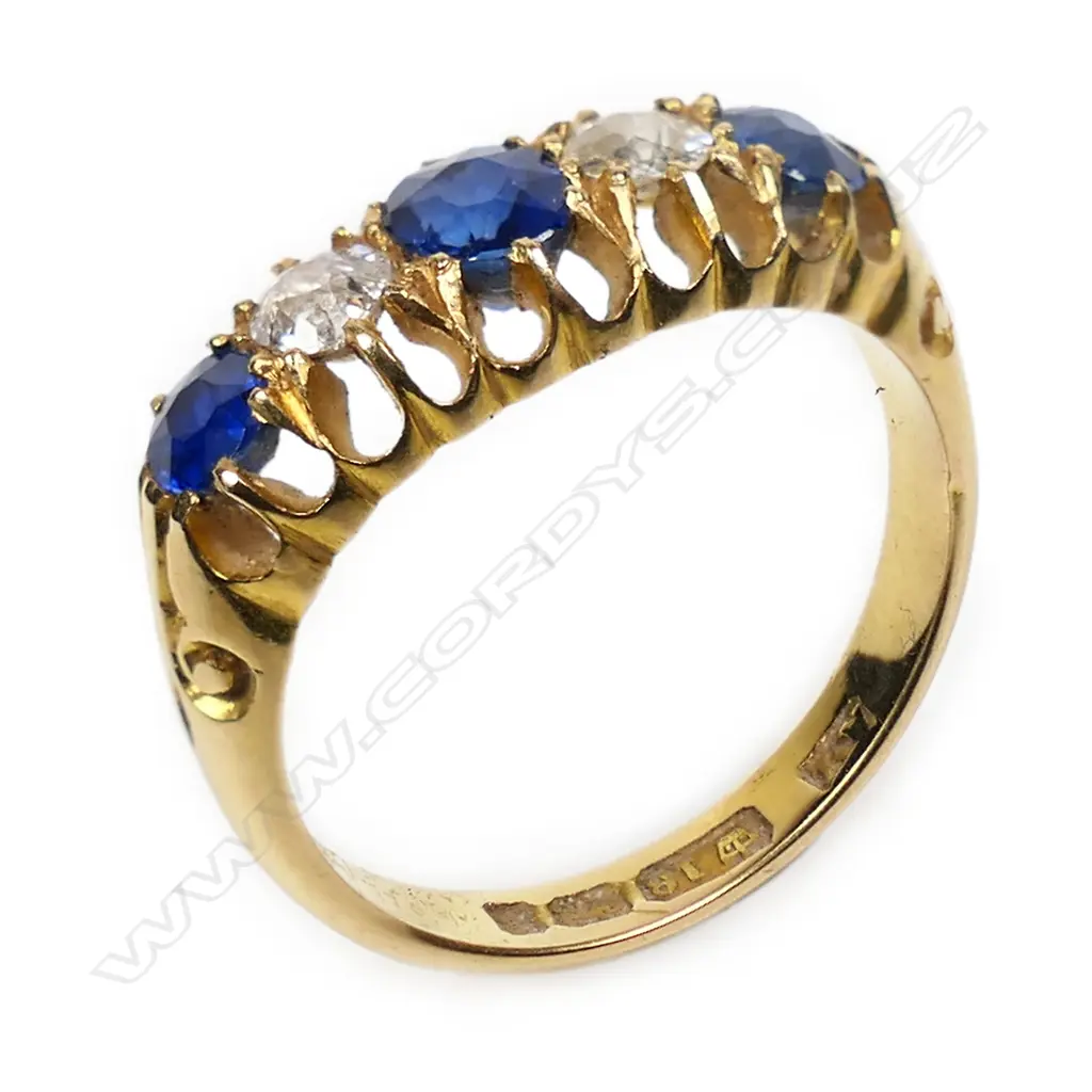 A Victorian 18ct yellow gold sapphire and diamond ring, Image 1++