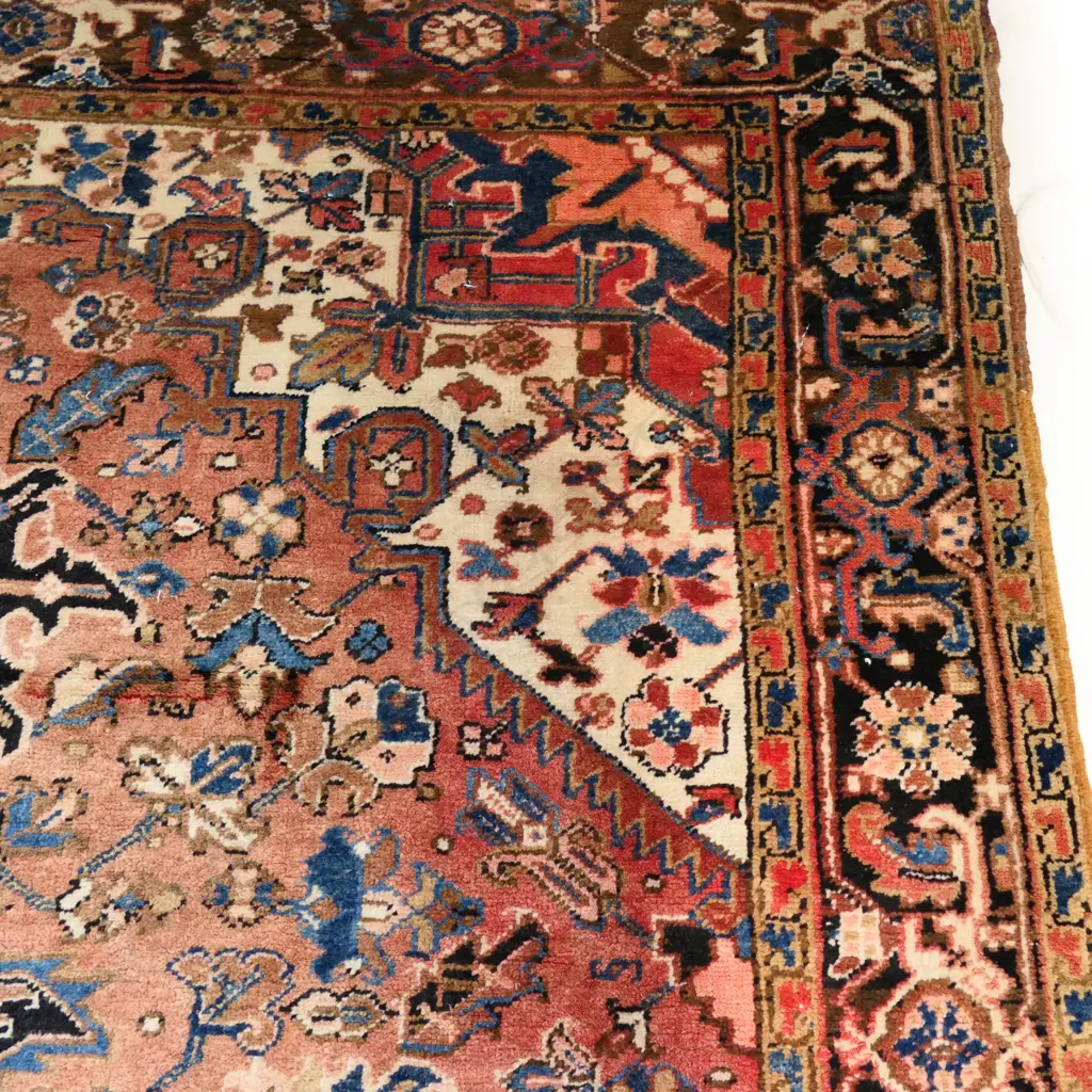 An Iranian Heriz rug, Image 1++