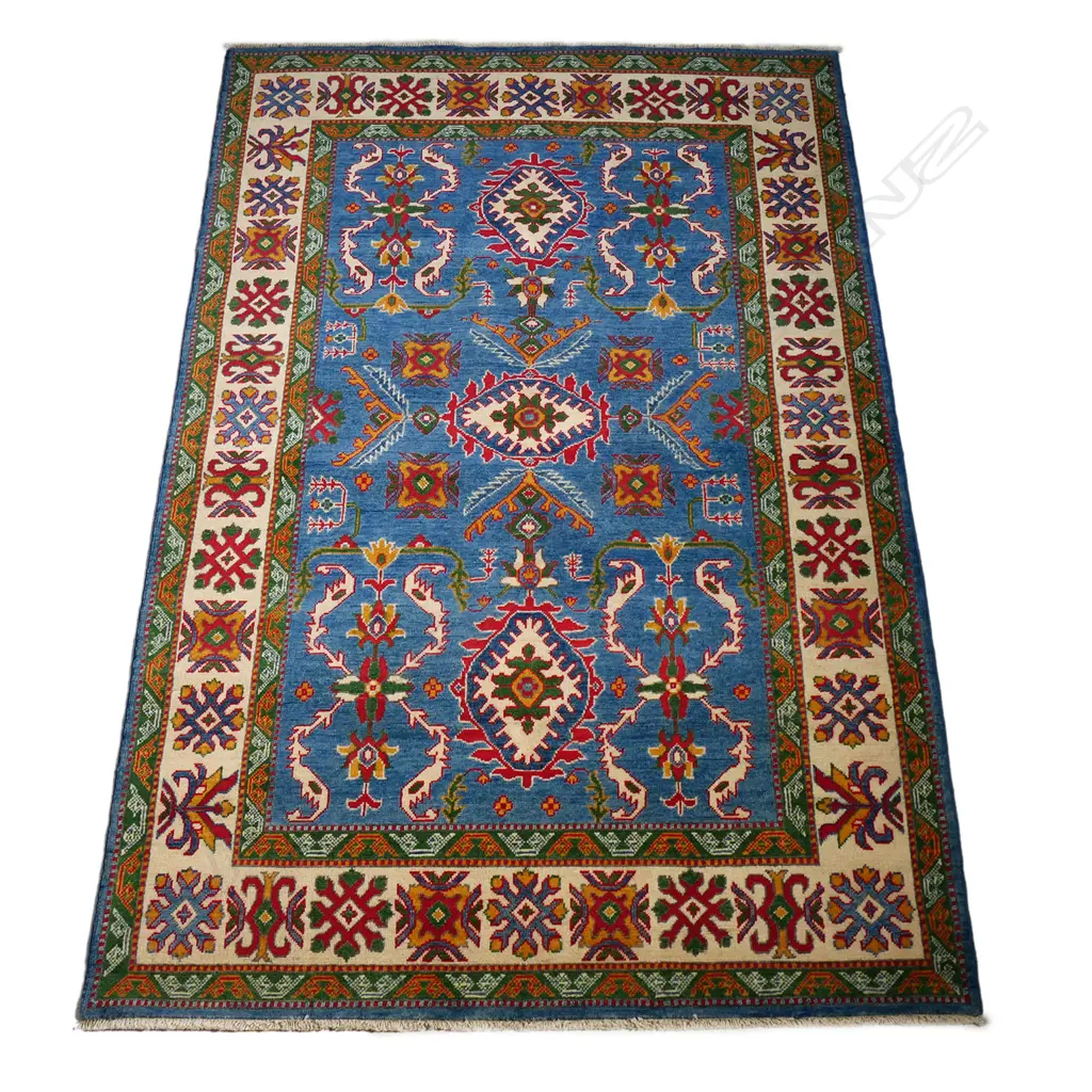 A fine quality Kazak rug, Image 1++
