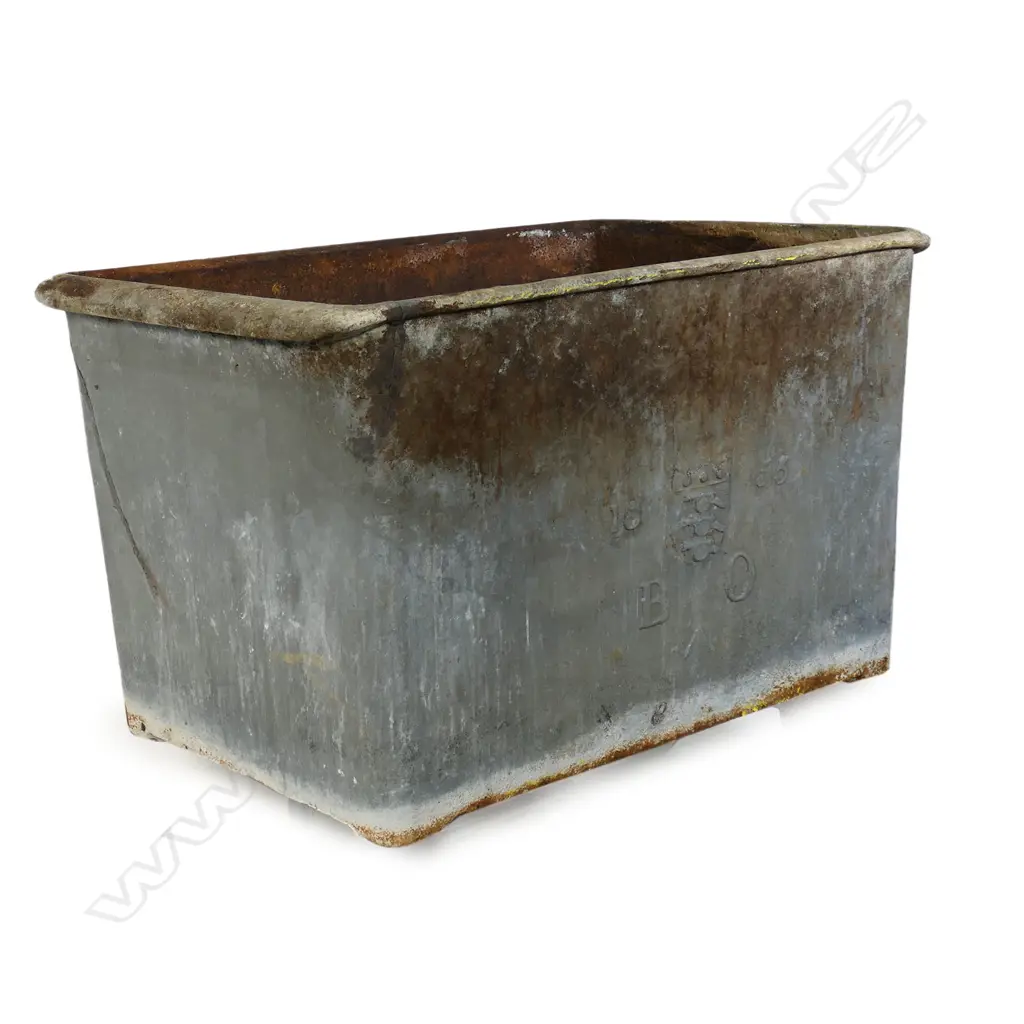 A rare mid-19thC British military deep sided cast iron trough, Image 1++