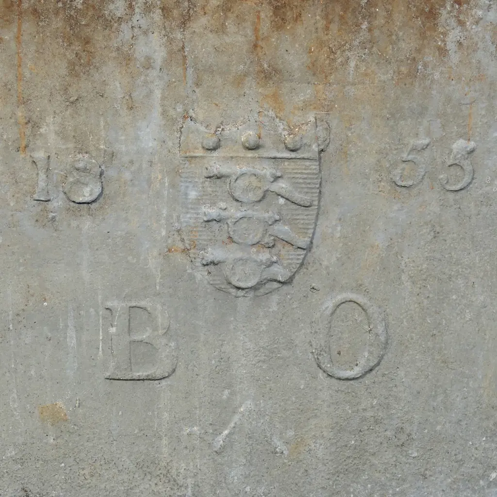 A rare mid-19thC British military deep sided cast iron trough, Image 1++