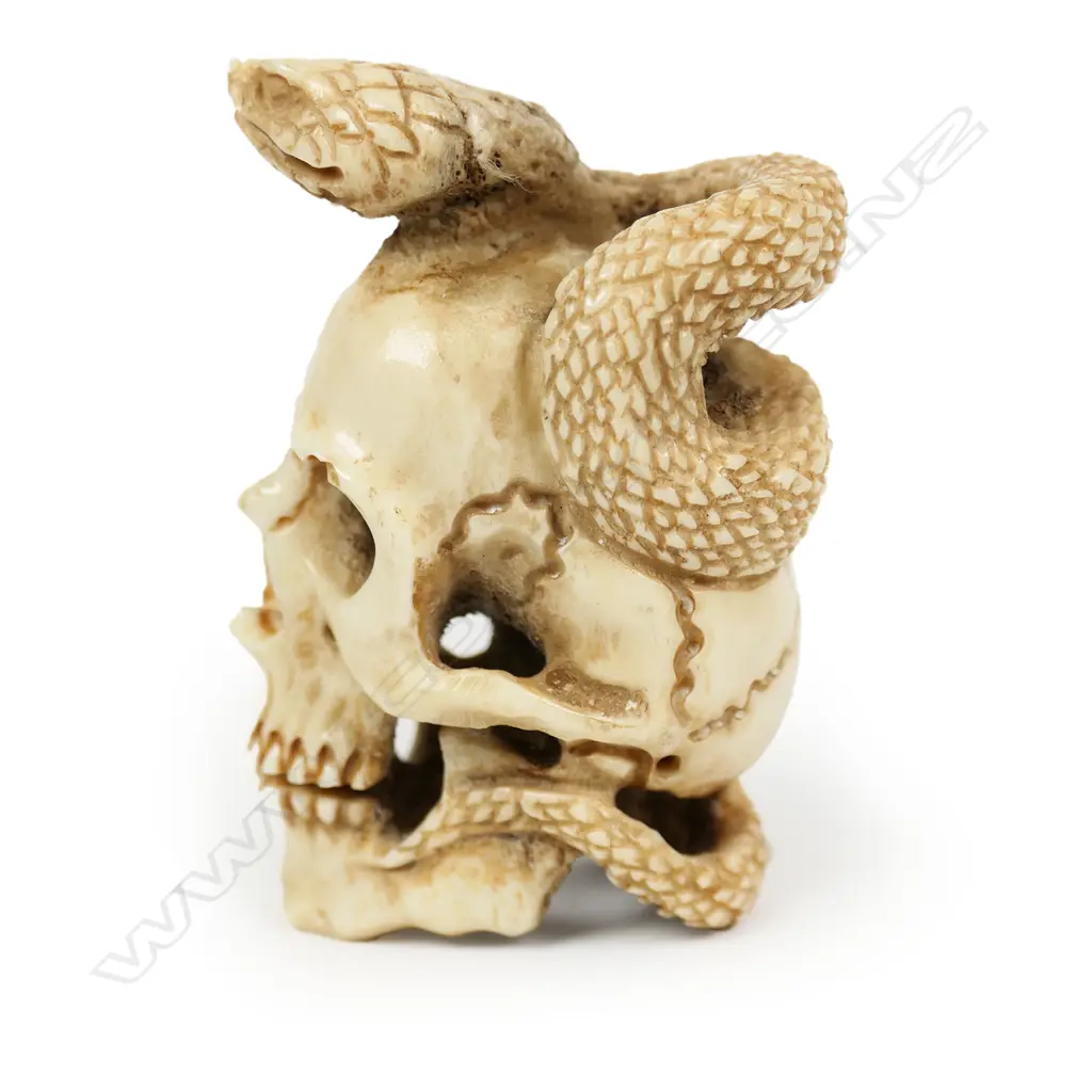 A vintage carved antler Memento Mori, Image 1++