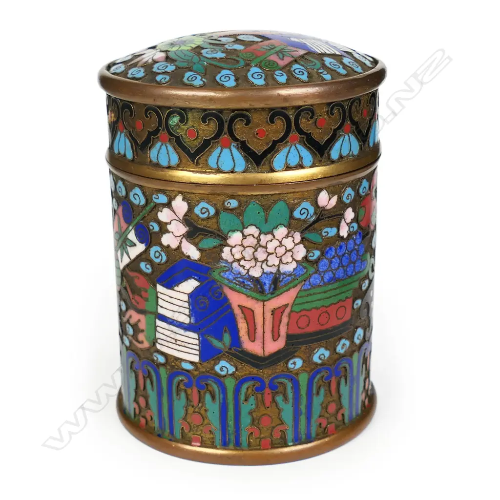 Late Meiji period lidded cloisonne caddy jar, Image 1++