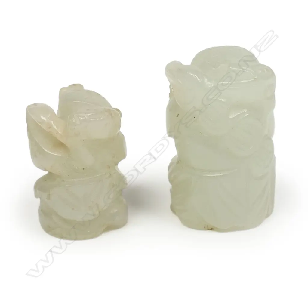 Two old Chinese jade figured small pieces, Image 1++
