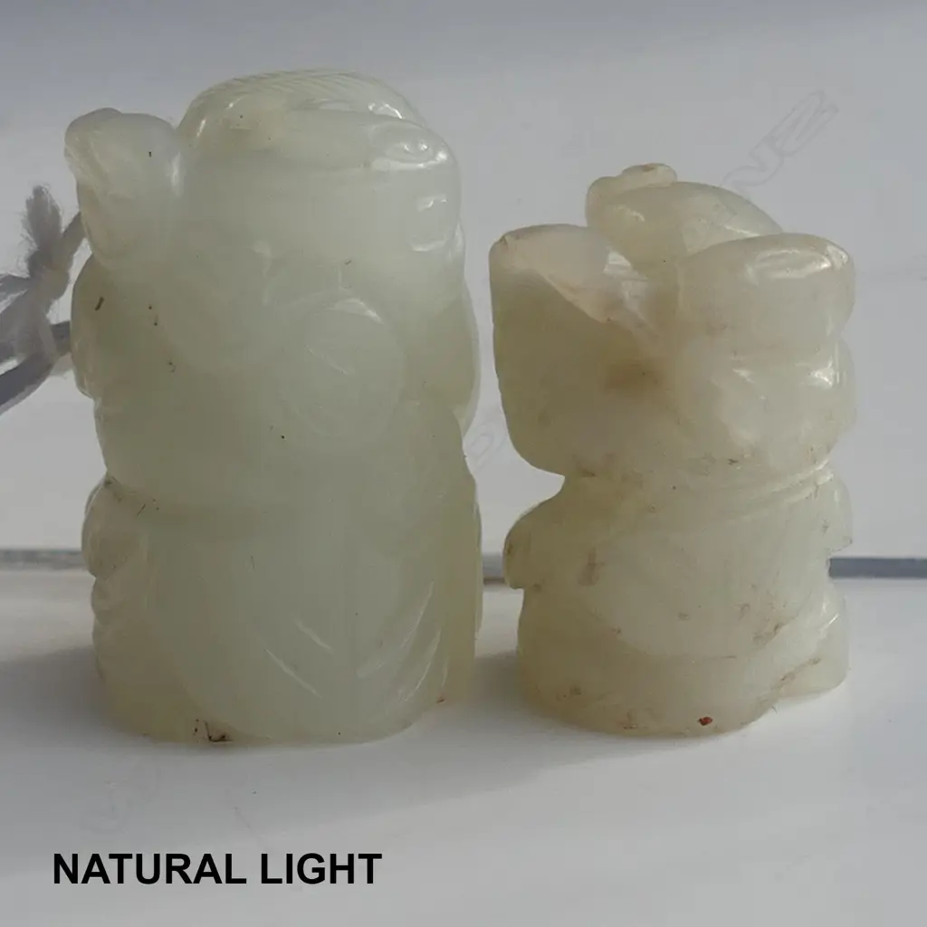 Two old Chinese jade figured small pieces, Image 1++