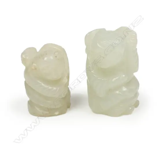 Two old Chinese jade figured small pieces,