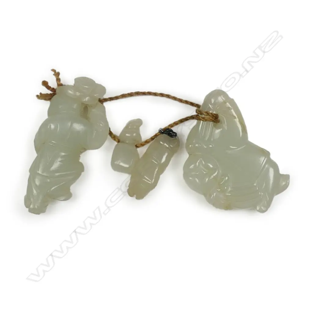 Four old Chinese pale jade small pendant/handling pieces, Image 1++