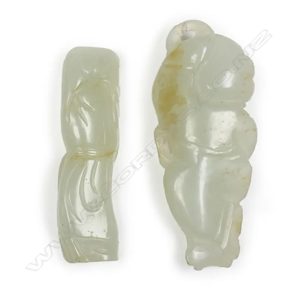 Two small old Chinese pale green jade figured pendant/handling pieces, Image 1++