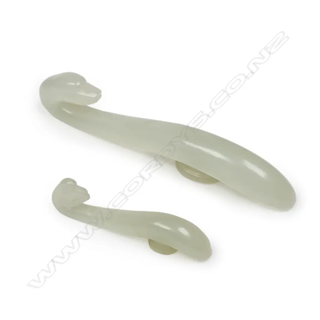 Two old Chinese pale green jade belt hooks, Image 1++