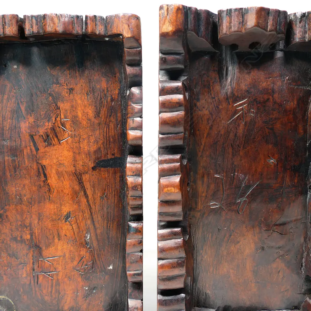 A pair of old Chinese carved wood shishi, Image 1++