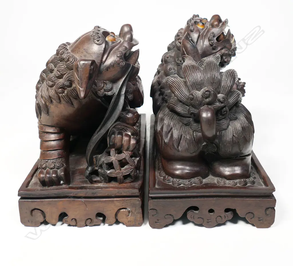 A pair of old Chinese carved wood shishi, Image 1++