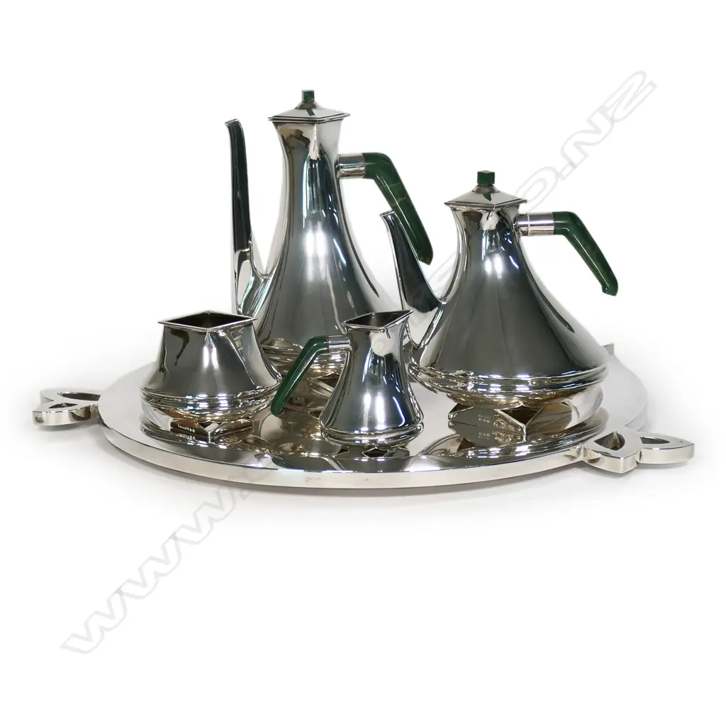 A stylish contemporary Ravissant silver five piece tea and coffee service, Image 1++