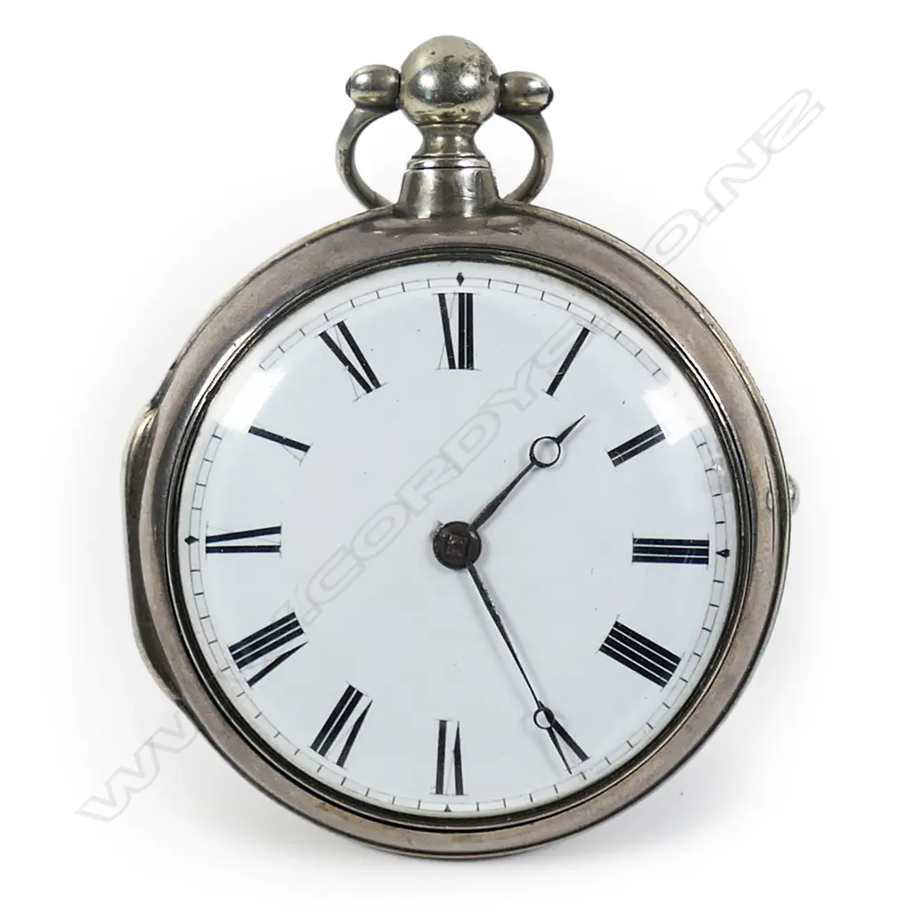 A George III silver pair cased pocket watch, Image 1++