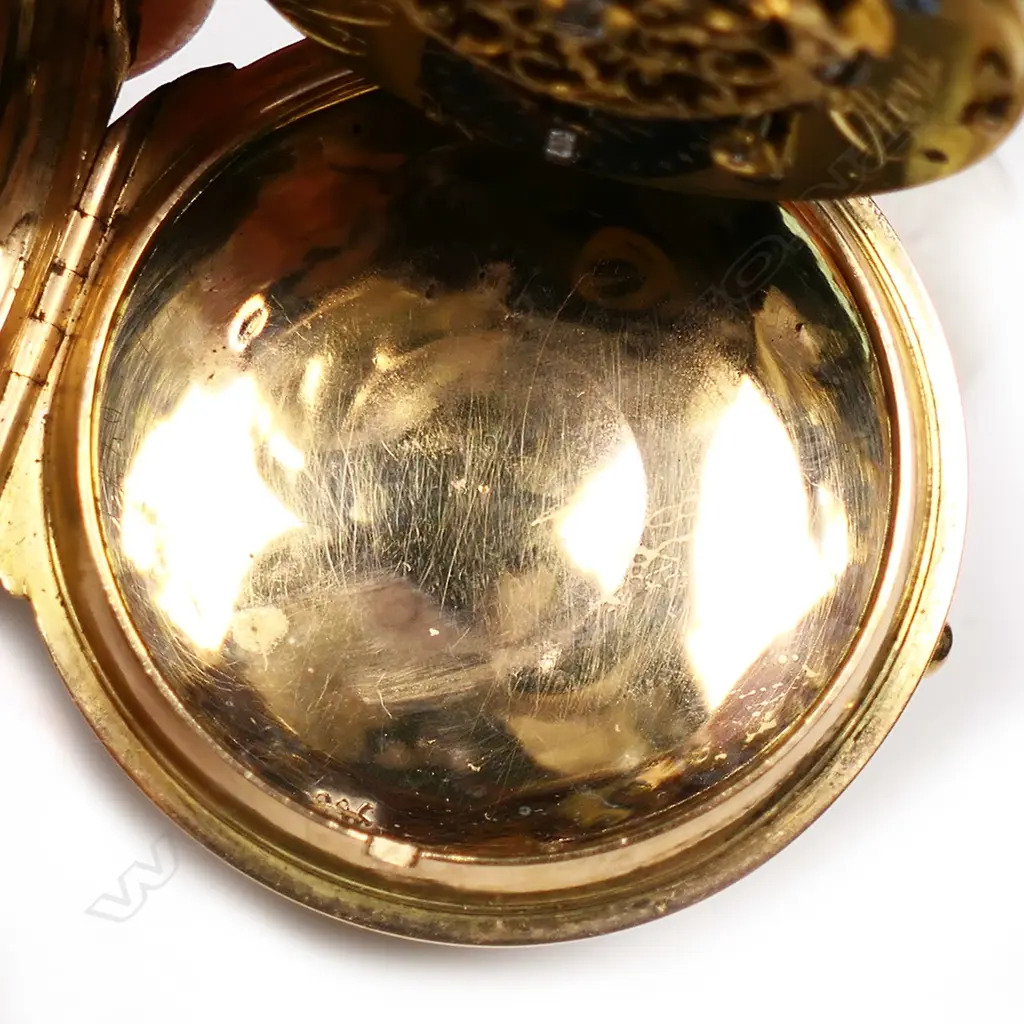 An 18thC French mid-size gold gent's open face pocket watch, Image 1++