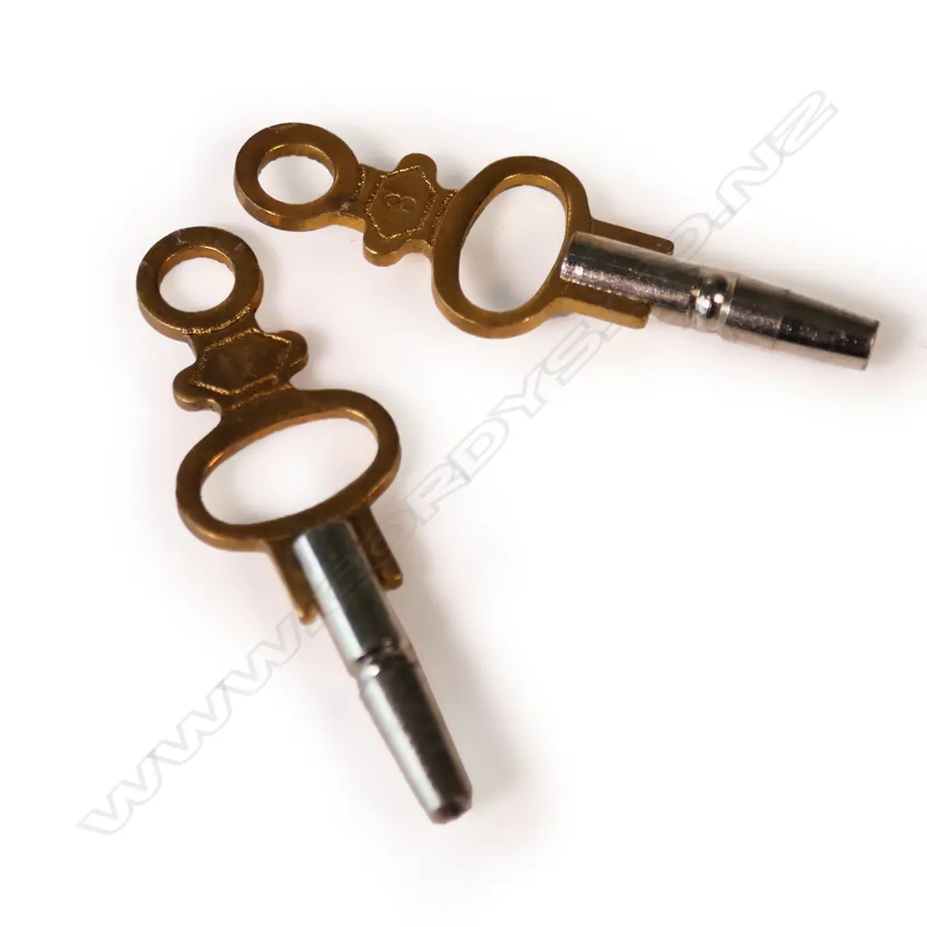 A vintage Jaeger LeCoultre lucite fish tank aquarium mantel clock, Image 1++