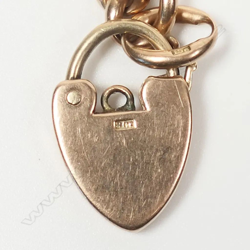 A 9ct rose gold bracelet, Image 1++