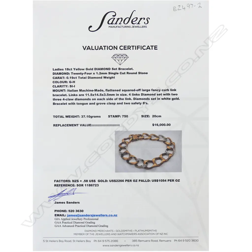 An 18ct gold and diamond chain link bracelet, Image 1++