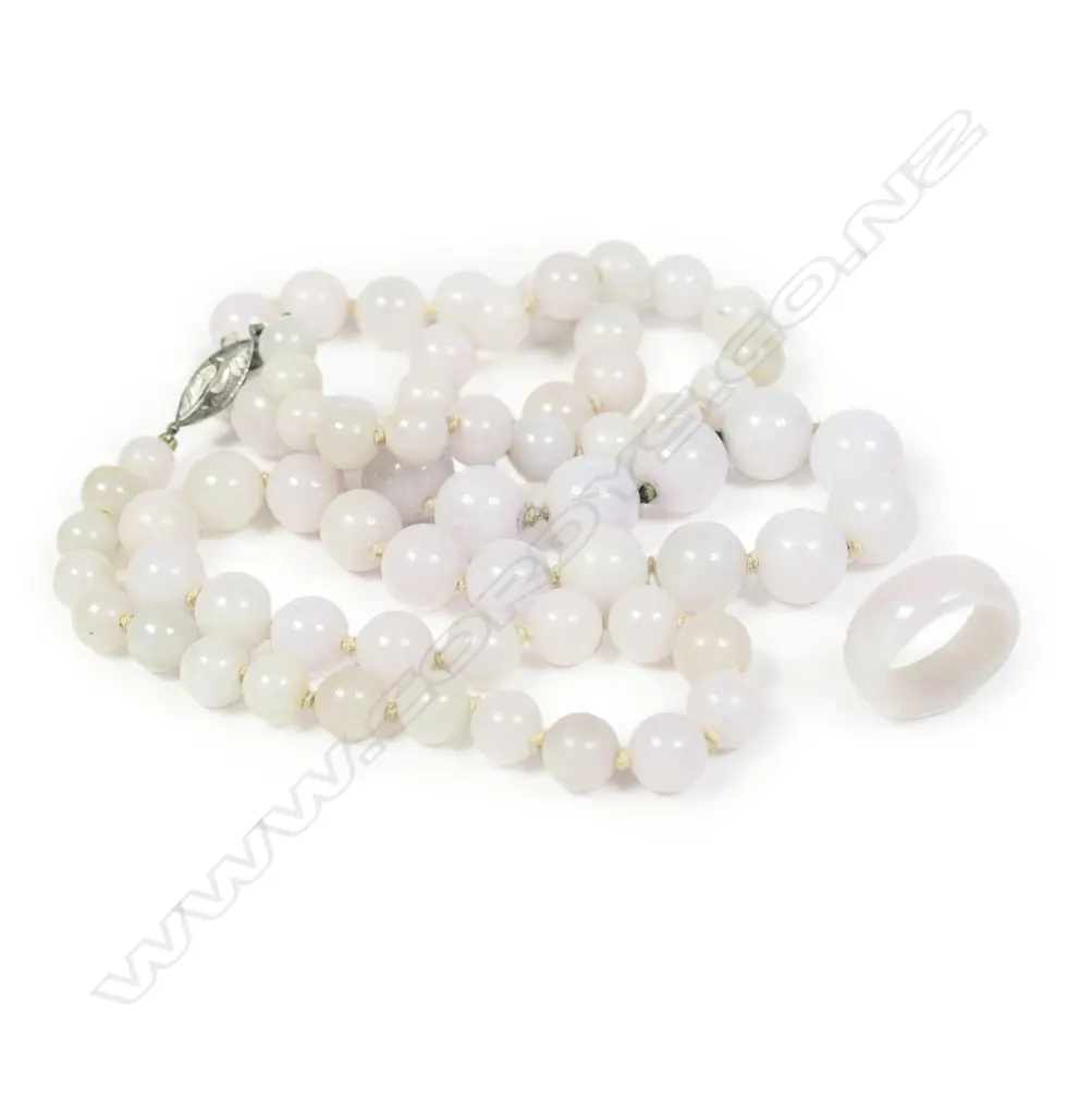 A pale jade long spherical bead necklace and matching ring, Image 1++