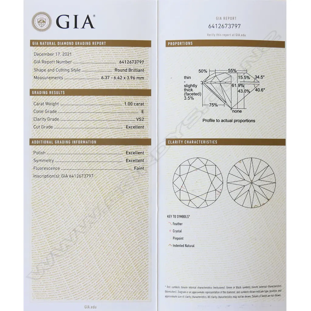 An 18ct white gold and diamond ring, Image 1++