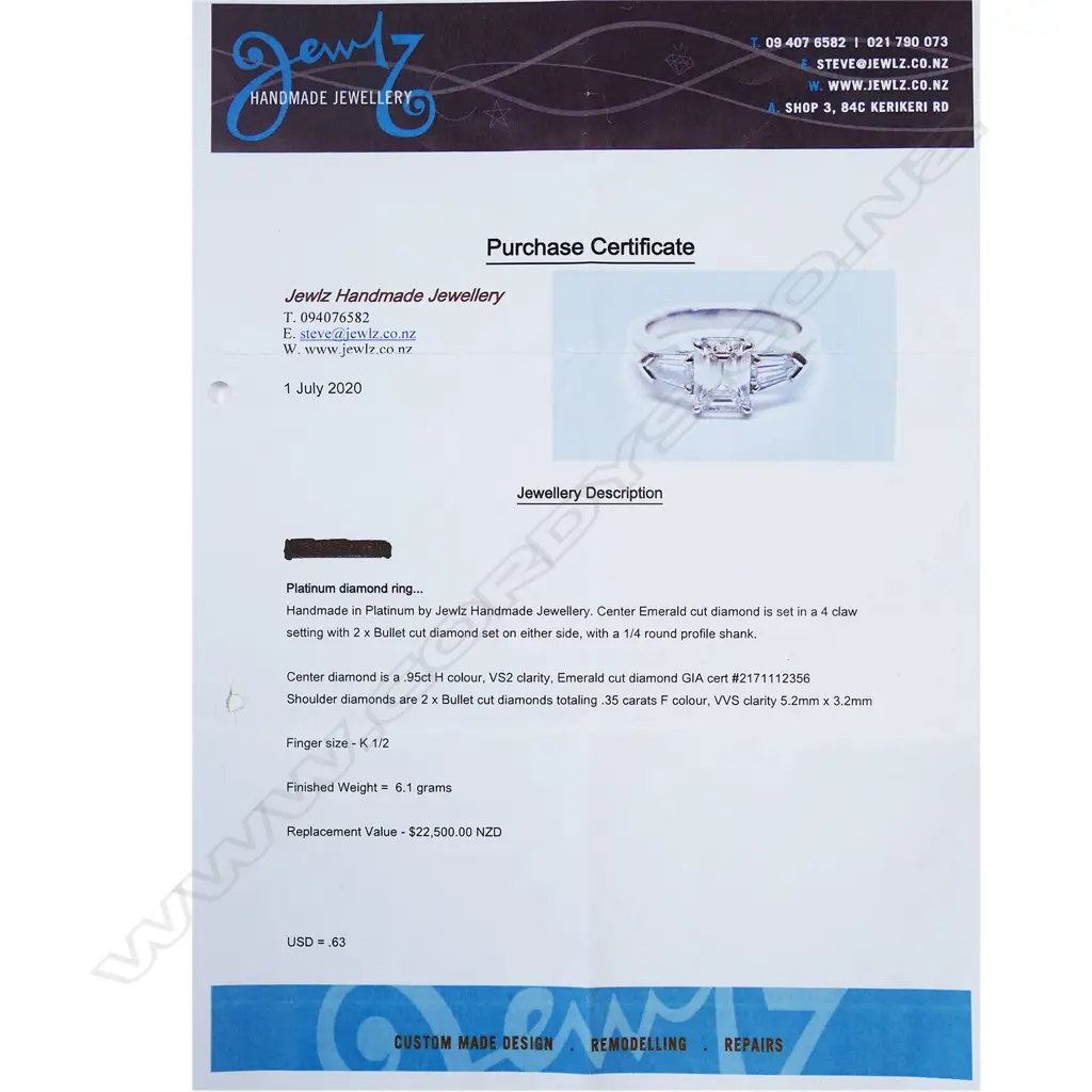 A bespoke platinum and diamond solitaire ring, Image 1++