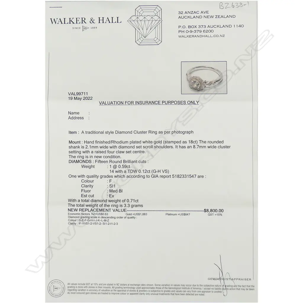 An 18ct white gold and diamond ring set, Image 1++