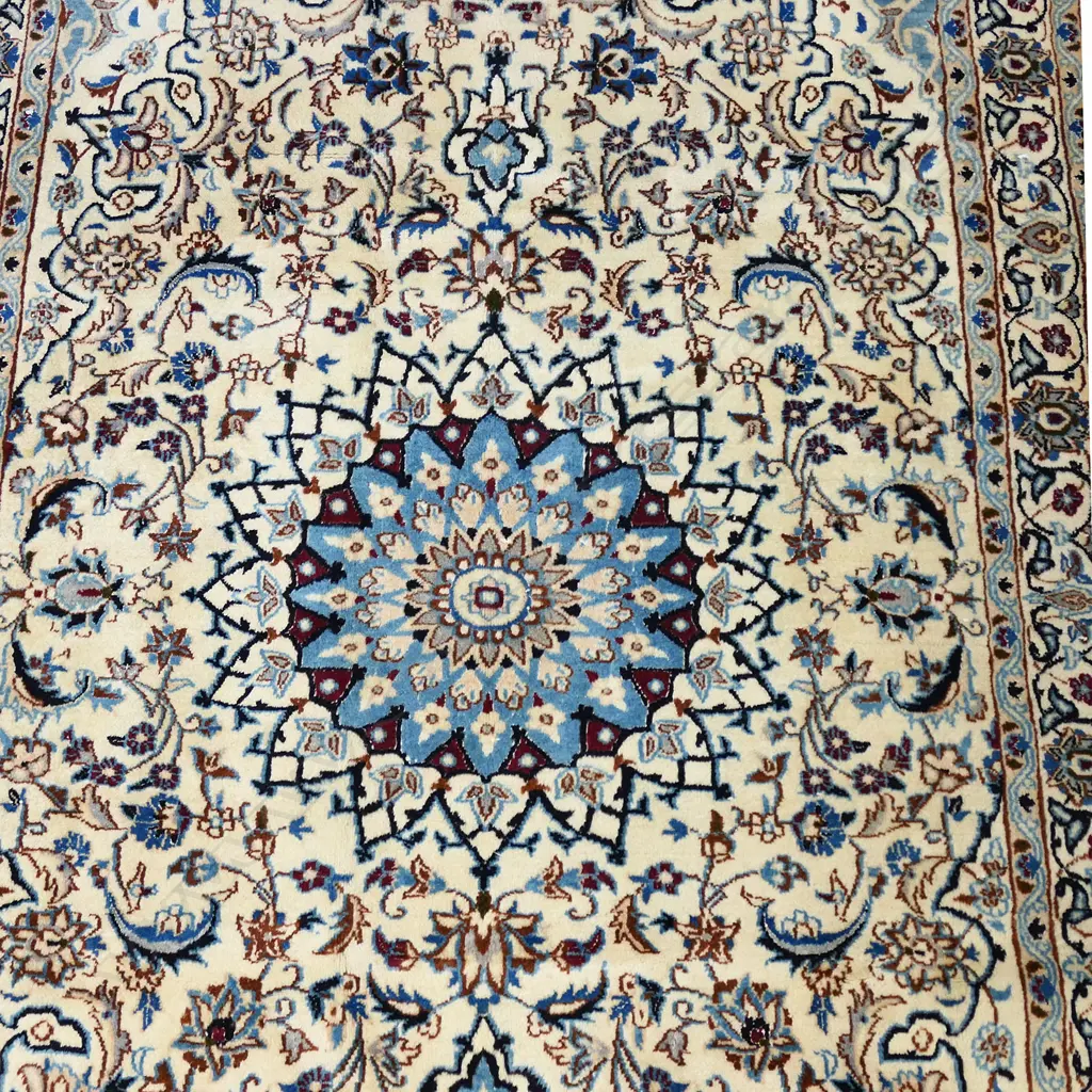 A hand-knotted Mashad rug; 1200 x 2000mm, Image 1++