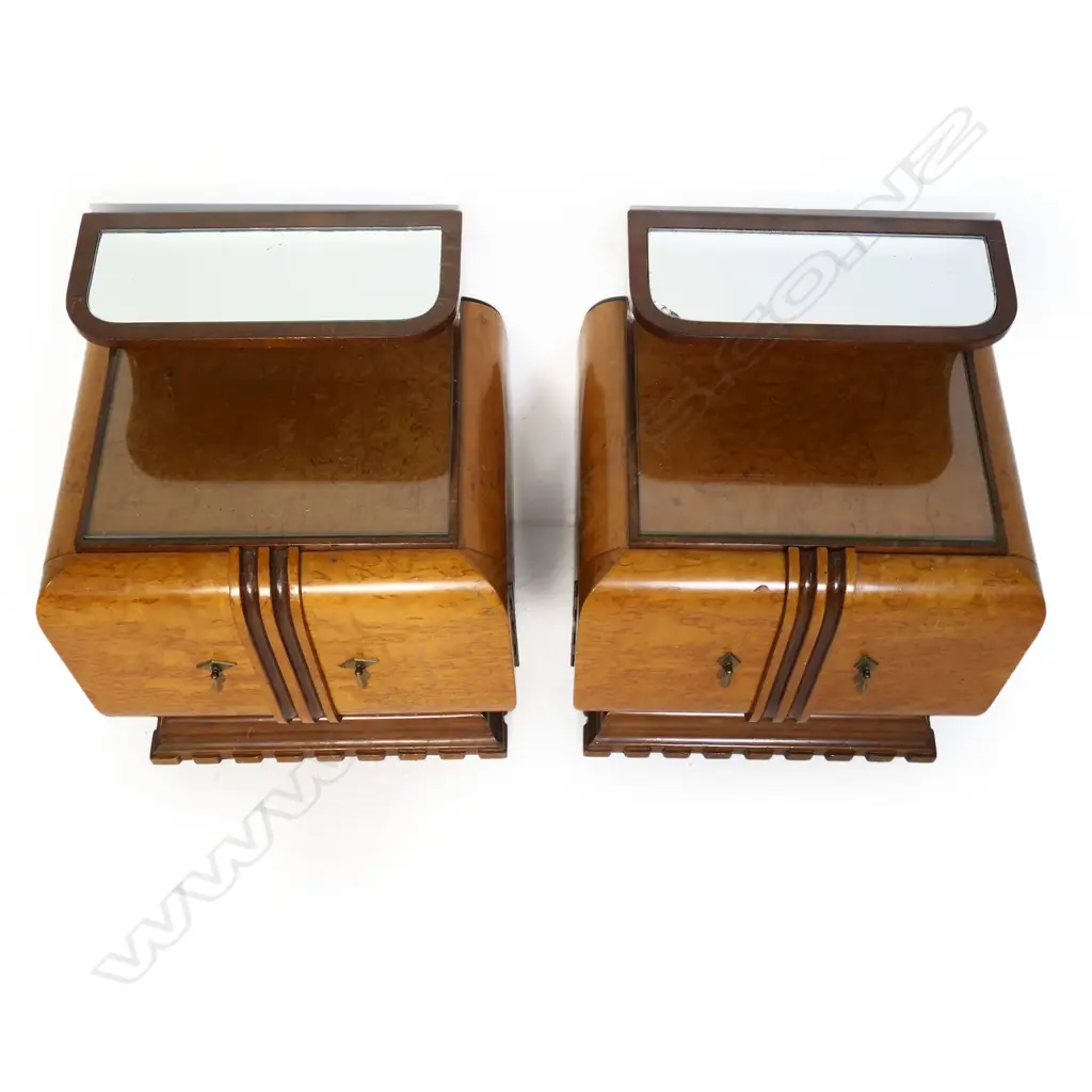 A pair of pale exotic timber Art Deco bedside cabinets, Image 1++