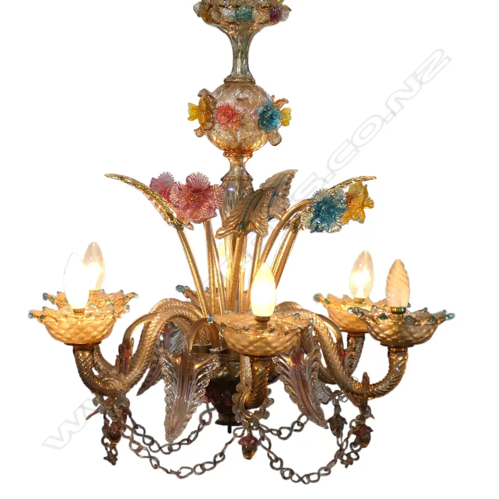 A Murano glass chandelier, Image 1++