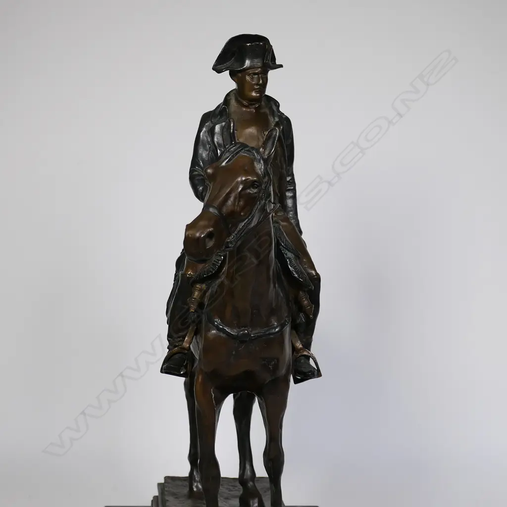A late 20thC bronze sculpture Napoléon Bonaparte à cheval, Image 1++