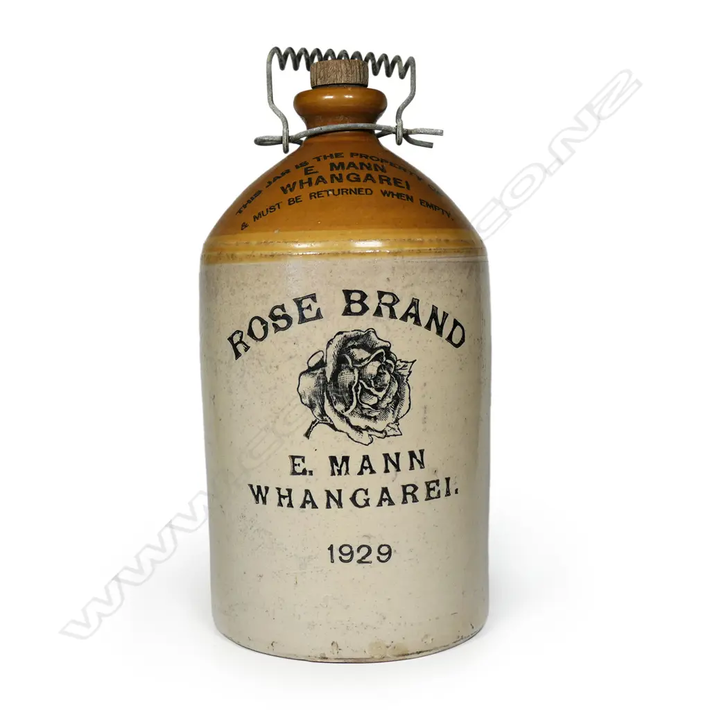 A vintage earthenware pictorial Rose Brand crock, Image 1++