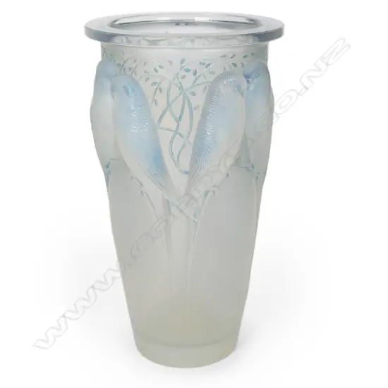 René Lalique 'Ceylan' opalescent Art Deco glass vase,