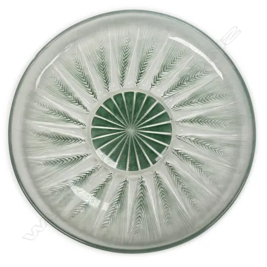 Rene Lalique clear glass ‘Wheatsheaf’ plate c.1935,