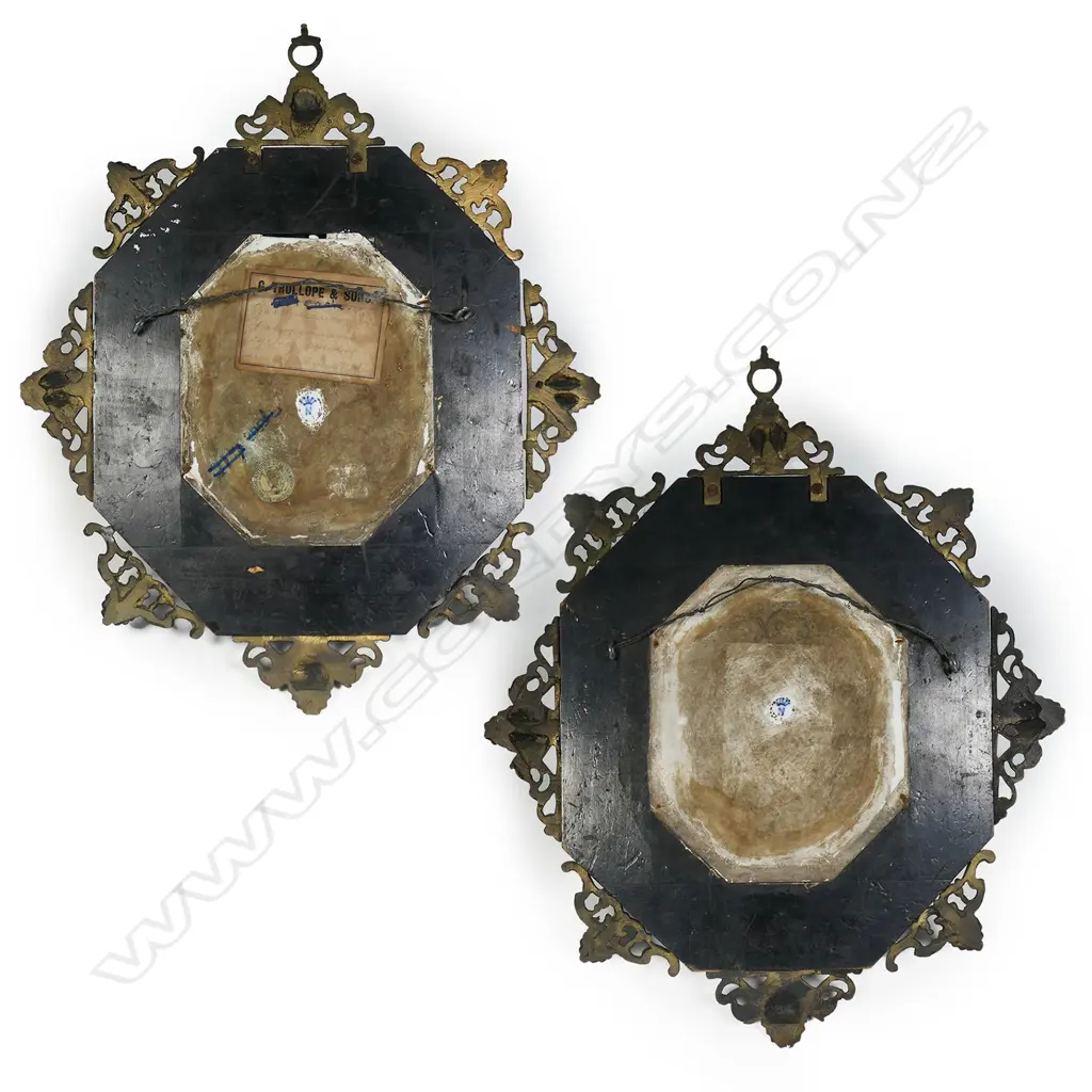 A pair of 19thC Naples Porcelain octagonal plaques, Image 1++