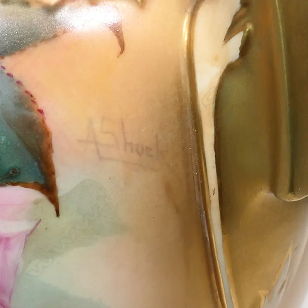 An Edwardian Royal Worcester roses painted ewer by Albert Shuck, Image 1++