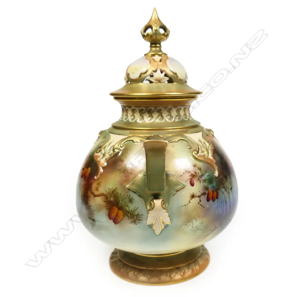 An early 1900s Royal Worcester potpourri, Image 1++