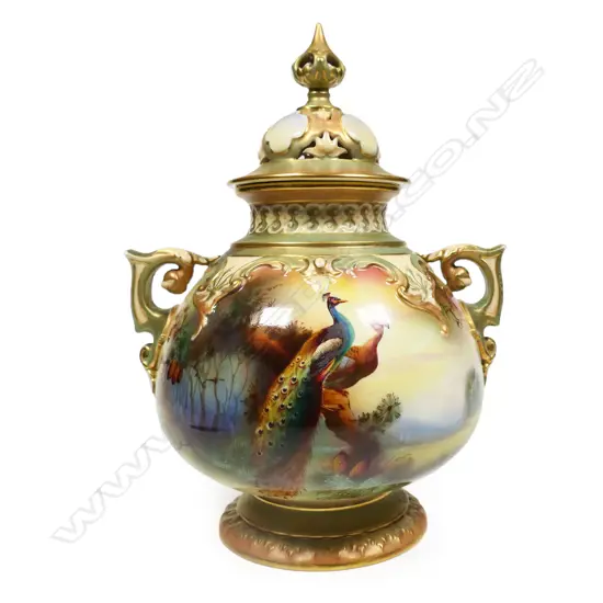 An early 1900s Royal Worcester potpourri,