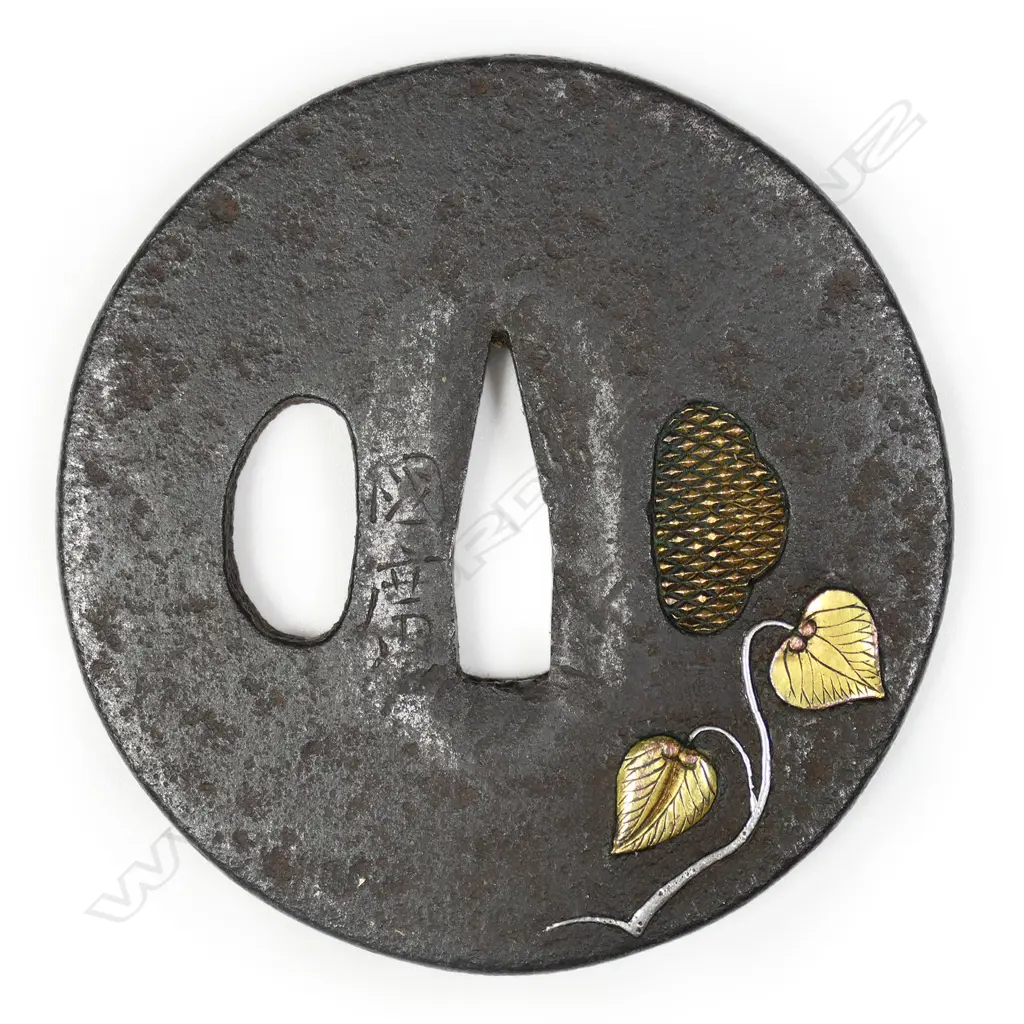A 17thC Edo period iron tsuba, Image 1++