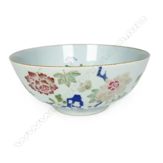 An old Chinese porcelain enamelled bowl,