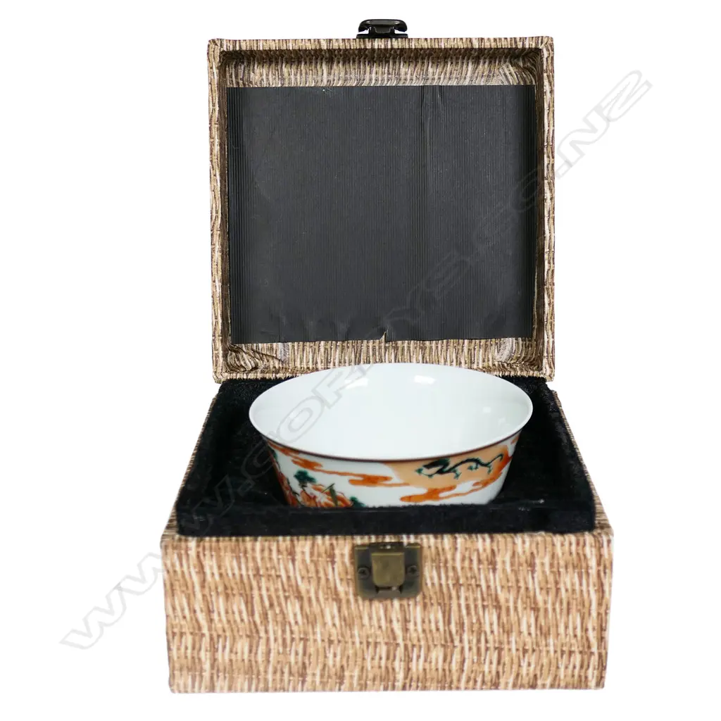 A fine Chinese porcelain painted bowl, Image 1++