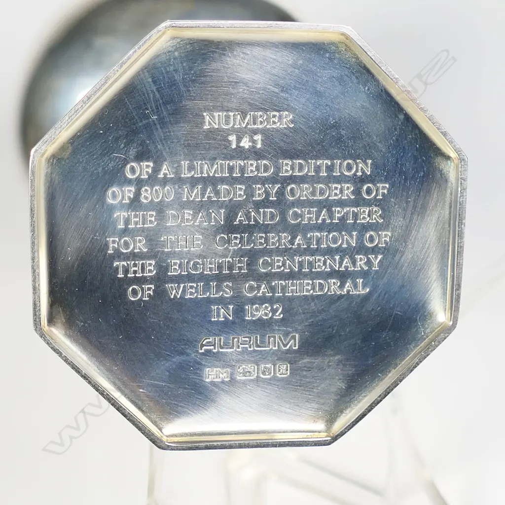 A late 20thC sterling silver chalice, Image 1++