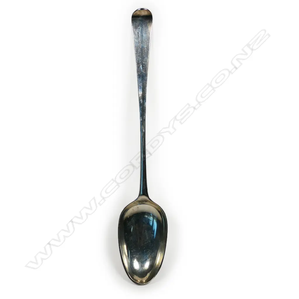 A George II Irish bottom marked Hanoverian large pie spoon, Image 1++