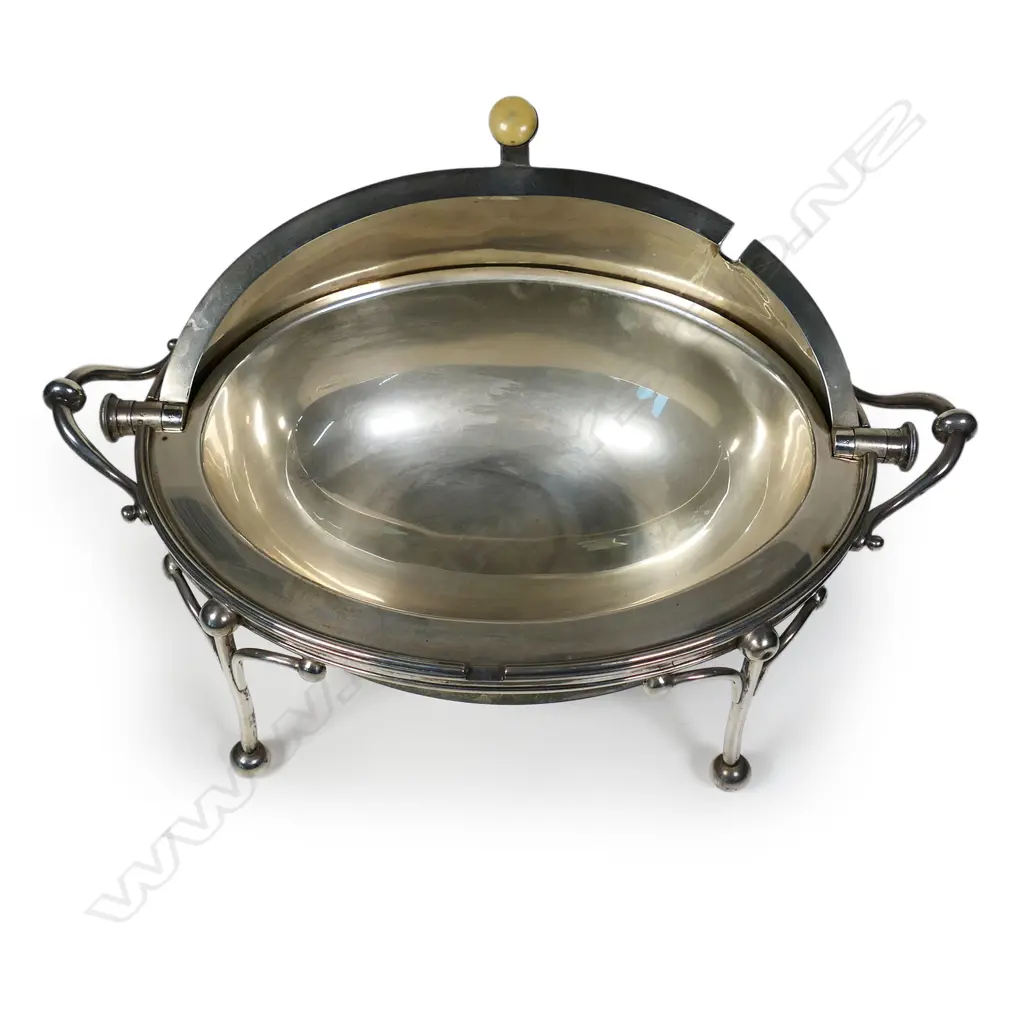 A Victorian silver two handled bacon/vegetable warmer, Image 1++