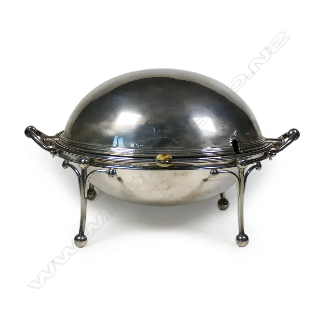 A Victorian silver two handled bacon/vegetable warmer, Image 1++