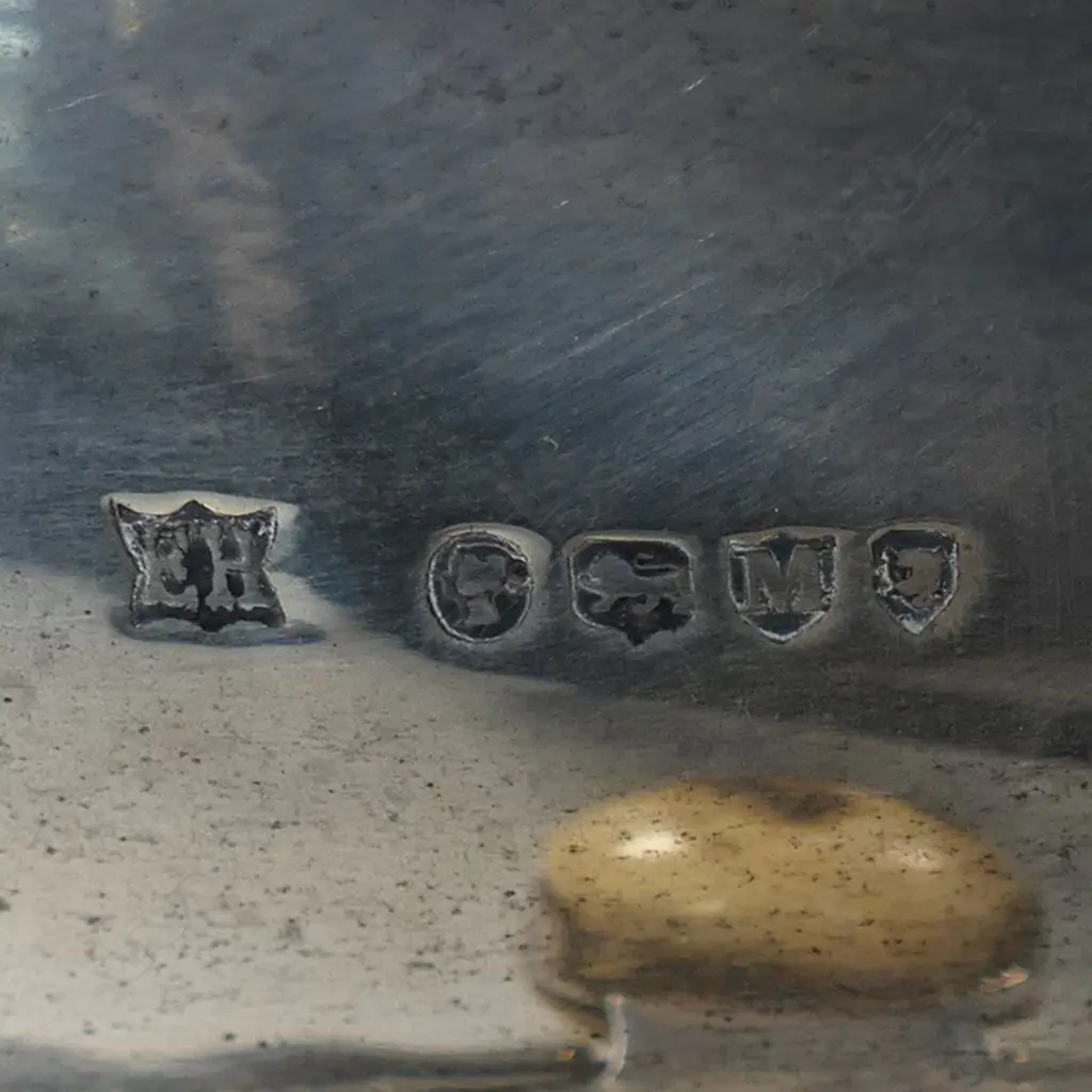 A Victorian silver two handled bacon/vegetable warmer, Image 1++