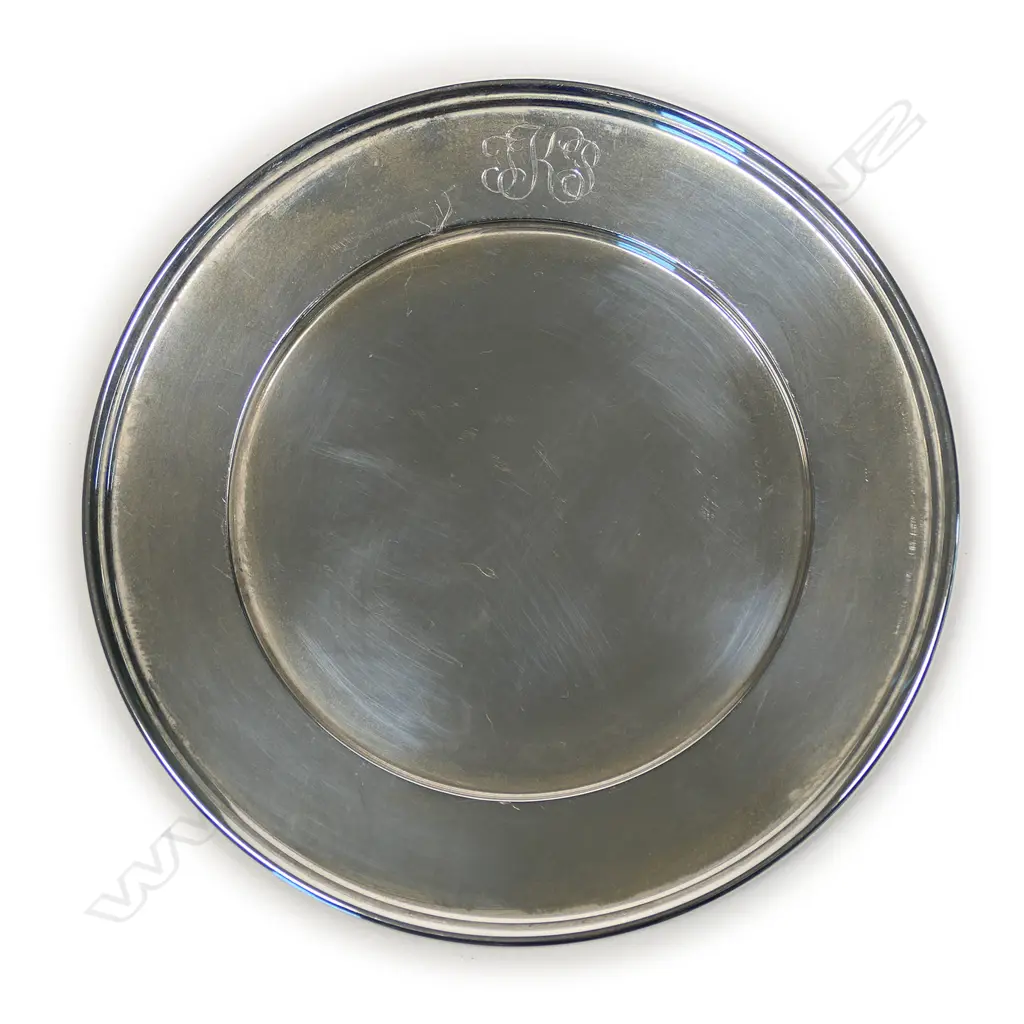 Eleven contemporary Cartier small silver trays, Image 1++