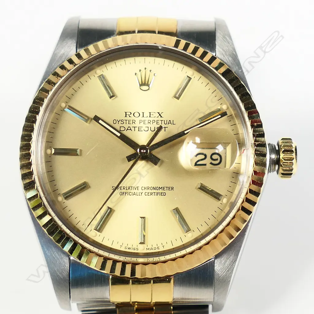 A gent's Rolex 18ct gold and stainless-steel Oyster perpetual Datejust wristwatch, Image 1++