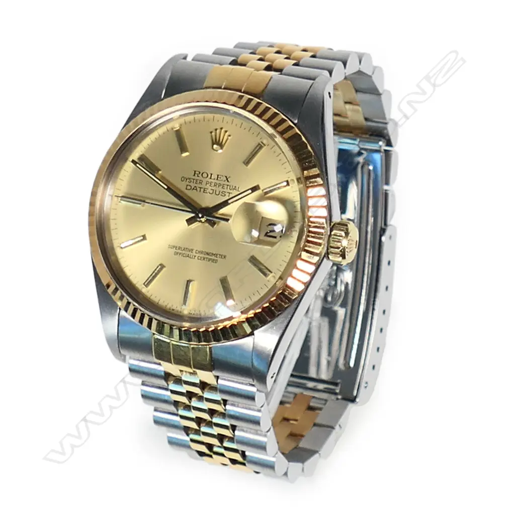 A gent's Rolex 18ct gold and stainless-steel Oyster perpetual Datejust wristwatch, Image 1++